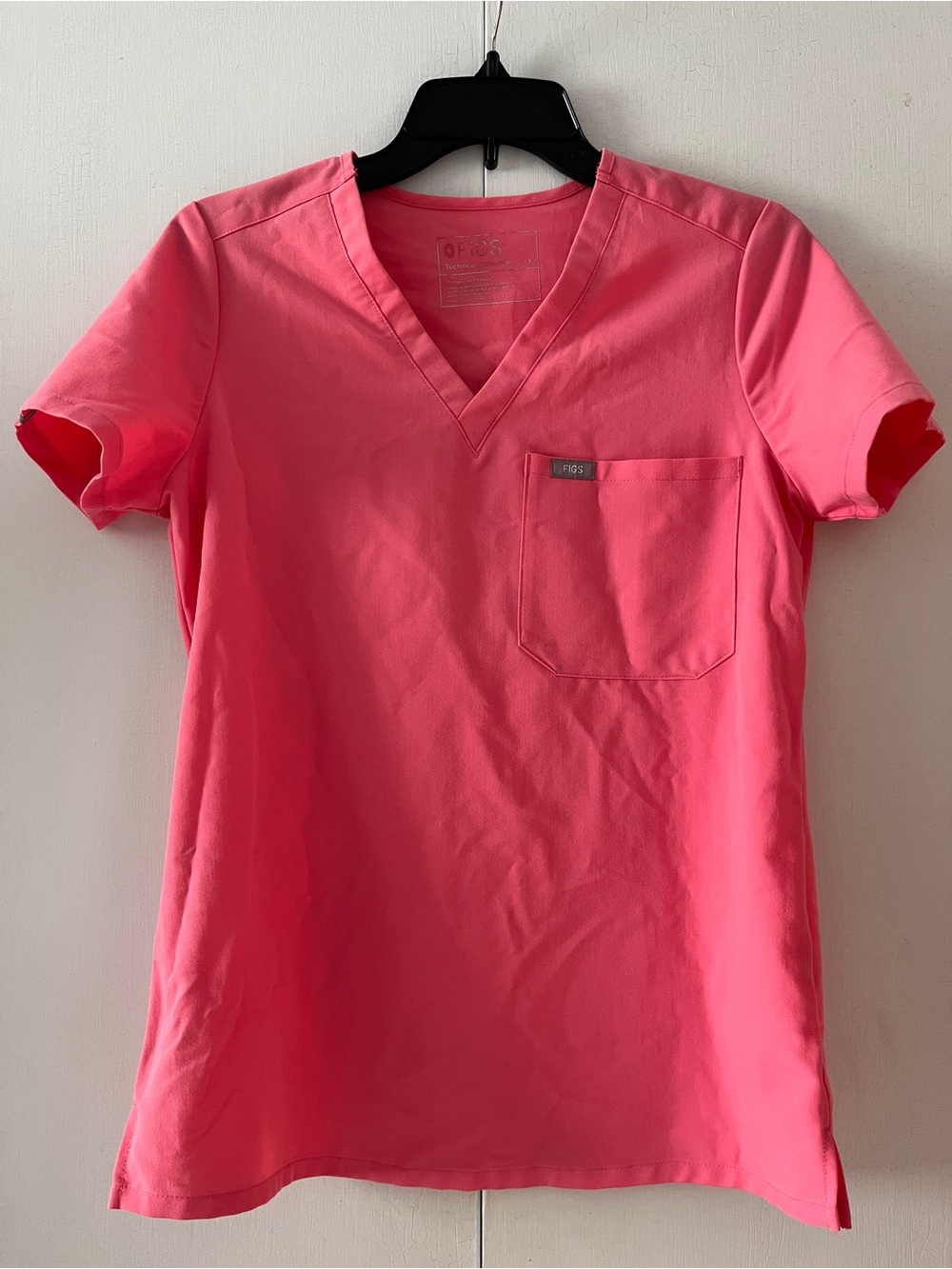FIGS Catarina Scrub Top in Neon Pink